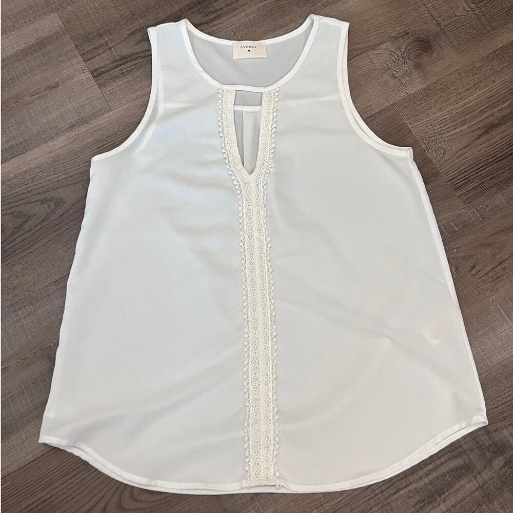 Everly White Sleeveless Lace Accent Blouse